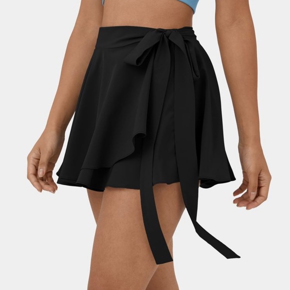 HALARA Skirts Halara Nwt Breezeful Wrap Skirt Black Poshmark